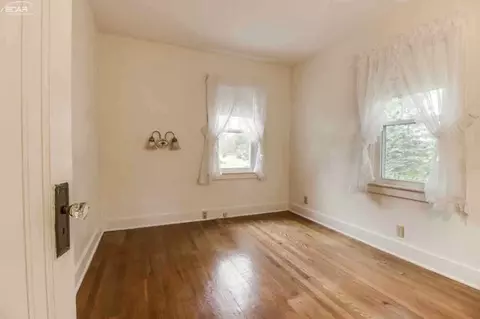 10185 E Richfield, Davison, MI 48423 photo 16