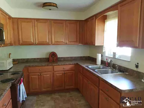 13883 Grafton, Carleton, MI 48117 photo 7