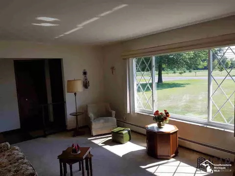 13883 Grafton, Carleton, MI 48117 photo 8