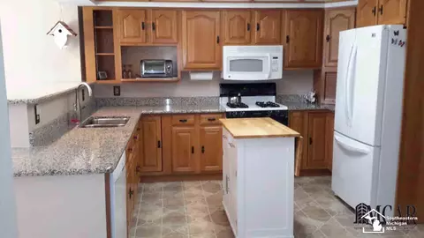 9192 Pheasant, Temperance, MI 48182 photo 5