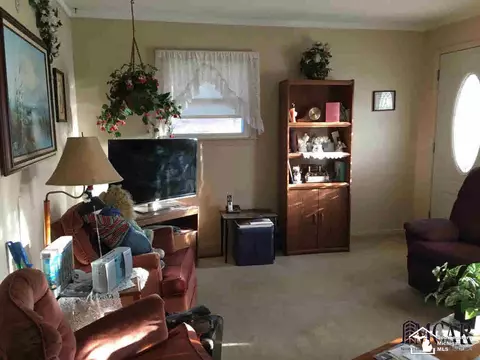 18075 Hinton, Riverview, MI 48193 photo 6