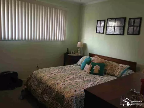 18075 Hinton, Riverview, MI 48193 photo 7