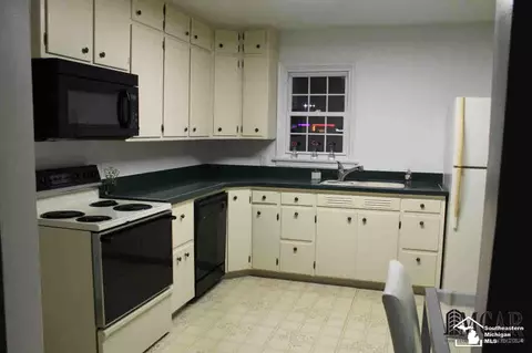 329 Bentley, Monroe, MI 48162 photo 9