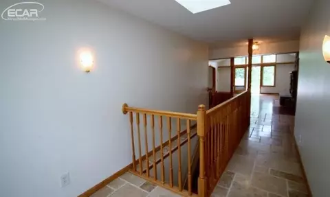 2549 Rushbrook, Flushing, MI 48433 photo 2