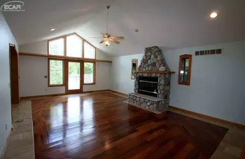 2549 Rushbrook, Flushing, MI 48433 photo 5