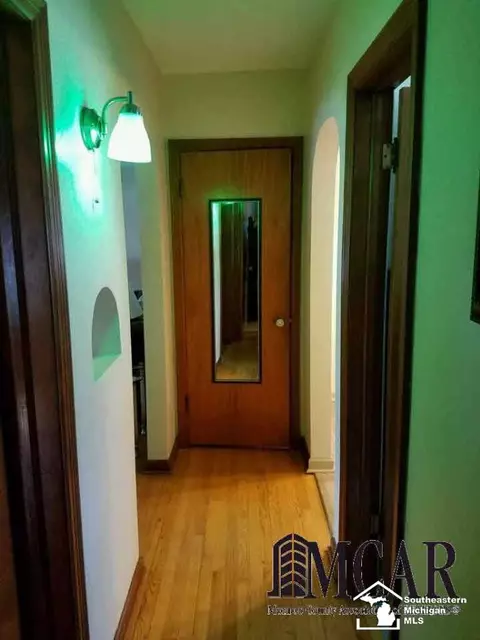 1594 Hendricks, Monroe, MI 48162 photo 27