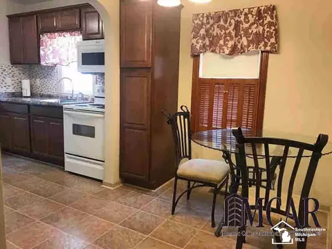 1594 Hendricks, Monroe, MI 48162 photo 17