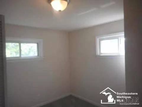 391 Ford, Carleton, MI 48117 photo 17