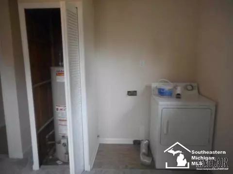 391 Ford, Carleton, MI 48117 photo 18