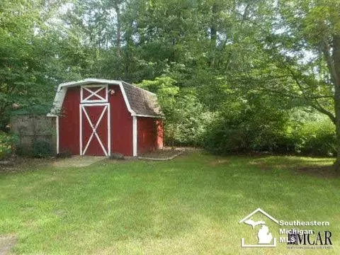391 Ford, Carleton, MI 48117 photo 6