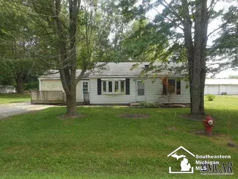 391 Ford, Carleton, MI 48117 photo 1