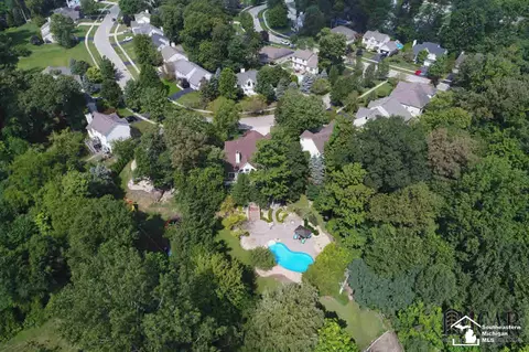 6729 Stonegate, Temperance, MI 48182 photo 25
