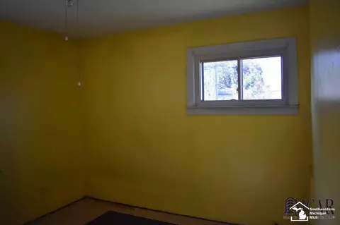 215 Theodore, Monroe, MI 48162 photo 10