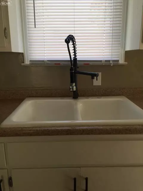 337 Burroughs, Flint, MI 48507 photo 3