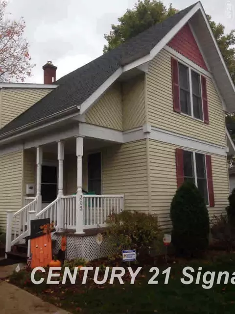 302 N Maple, Flushing, MI 48433 photo 2