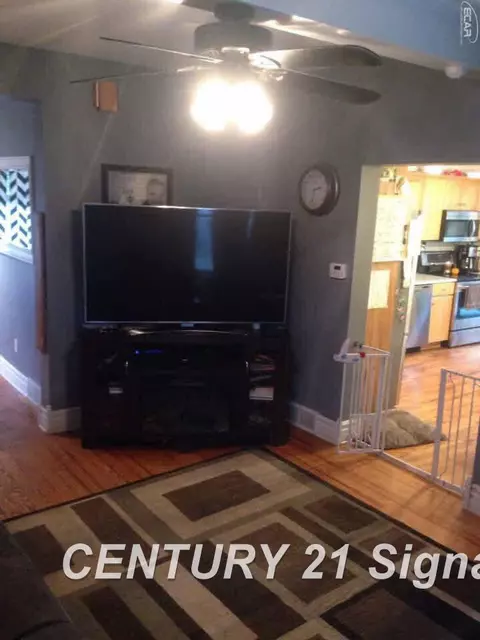 302 N Maple, Flushing, MI 48433 photo 15