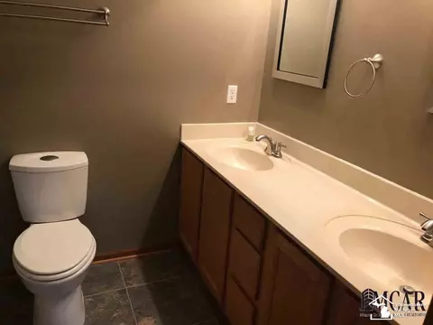 2163 Briar, Temperance, MI 48182 photo 10