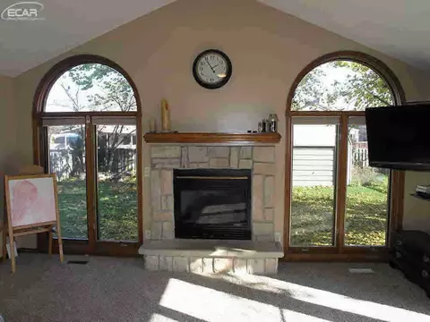 2386 Plainview, Flushing, MI 48433 photo 9