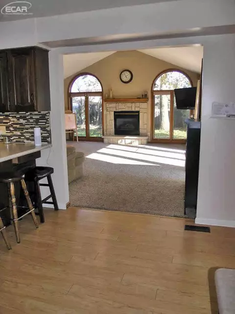 2386 Plainview, Flushing, MI 48433 photo 7