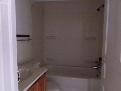 621 Avon St, Flint, MI 48503 photo 11