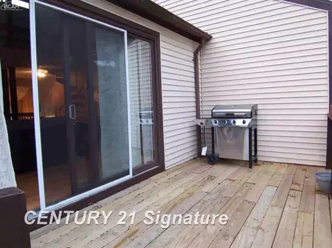 556 Oakbrook, Flushing, MI 48433 photo 22