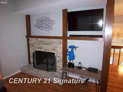 556 Oakbrook, Flushing, MI 48433 photo 5