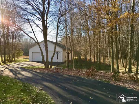8659 Jackman, Temperance, MI 48182 photo 5