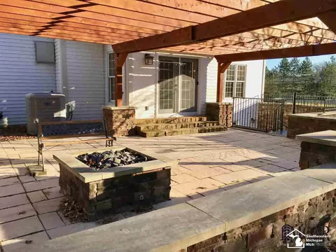 8659 Jackman, Temperance, MI 48182 photo 9