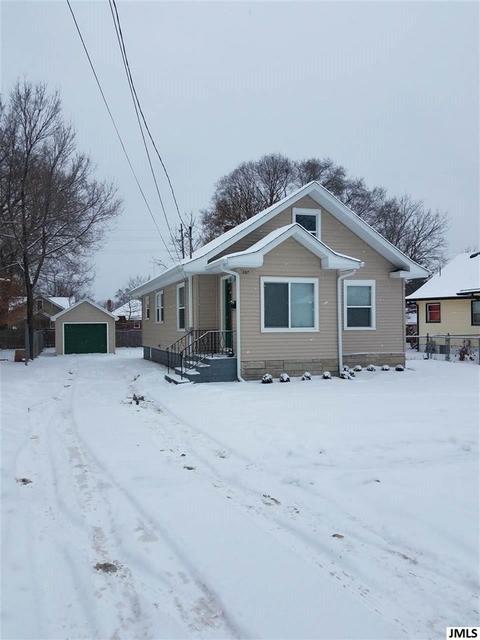 207 W Palmer Dr, Jackson, MI 49203 photo 1