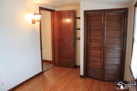 2911 N Custer Rd, Monroe, MI 48162 photo 14