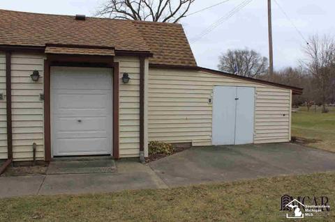 2911 N Custer Rd, Monroe, MI 48162 photo 19