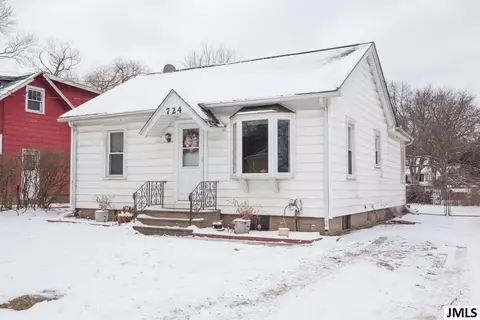 724 21st St, Jackson, MI 49203 photo 1