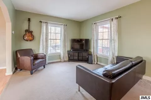 107 Howell St, Jackson, MI 49202 photo 7