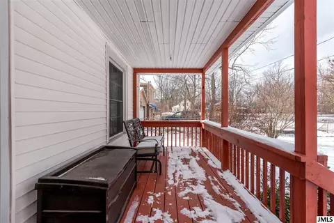 107 Howell St, Jackson, MI 49202 photo 5