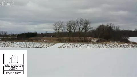 12255 E Potter, Davison, MI 48423 photo 35