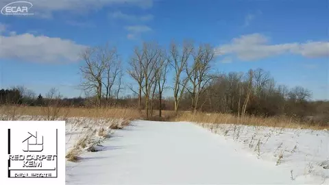 12255 E Potter, Davison, MI 48423 photo 33