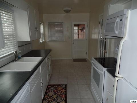 803 Springcrest Blvd, Jackson, MI 49203 photo 4