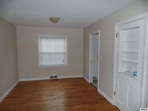 803 Springcrest Blvd, Jackson, MI 49203 photo 5