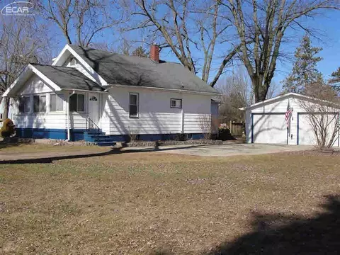 10124 Frances, Flushing, MI 48433 photo 2