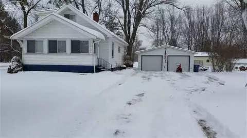 10124 Frances, Flushing, MI 48433 photo 4