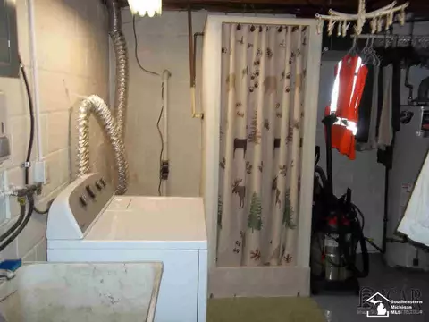 343 Orchard, Monroe, MI 48162 photo 14