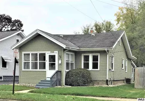 723 W Morrell St, Jackson, MI 49203 photo 1