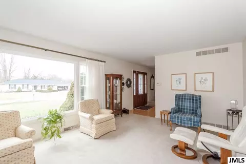 826 Hazelwood Blvd, Jackson, MI 49203 photo 4