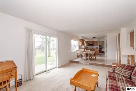 826 Hazelwood Blvd, Jackson, MI 49203 photo 9