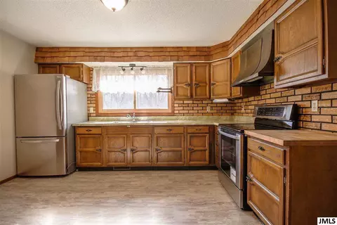 5901 Vrooman Rd, Jackson, MI 49201 photo 16