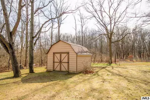 5901 Vrooman Rd, Jackson, MI 49201 photo 8