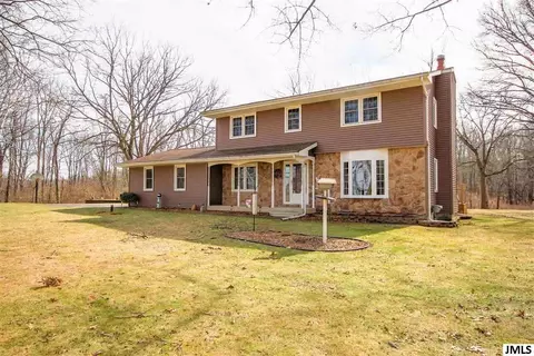 5901 Vrooman Rd, Jackson, MI 49201 photo 2