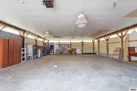 6711 Springport Rd, Jackson, MI 49201 photo 23