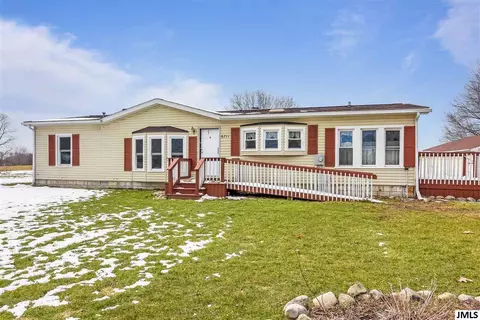 6711 Springport Rd, Jackson, MI 49201 photo 2
