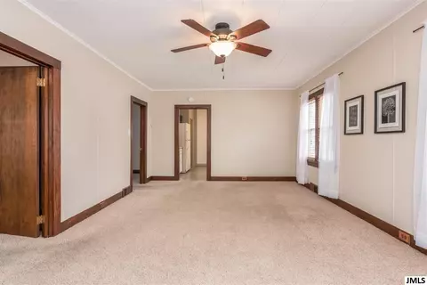 2129 Crest Ave, Jackson, MI 49203 photo 9